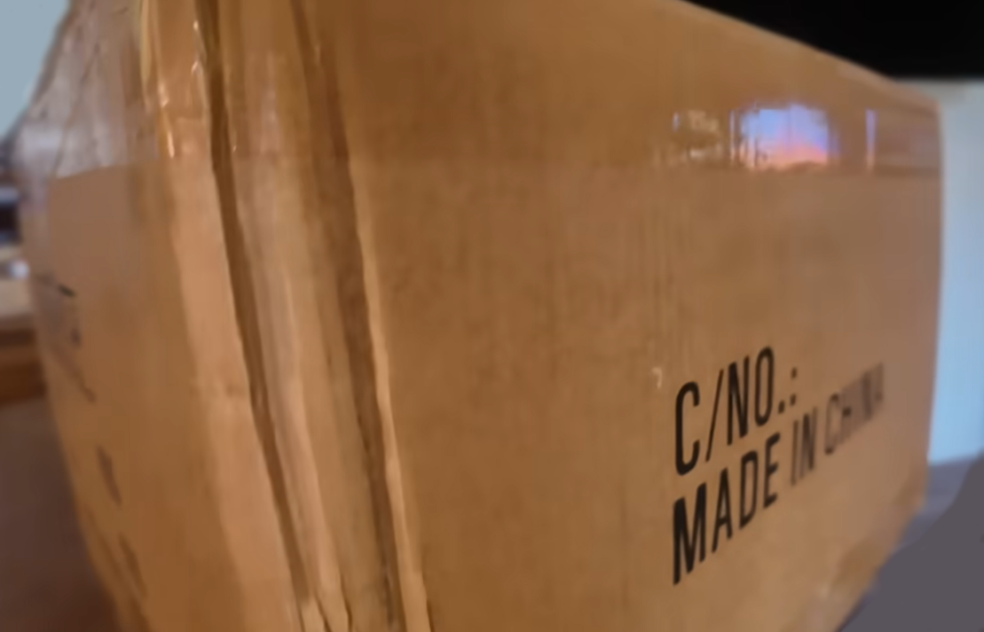 paquete envio discreto caja neutra sin marca